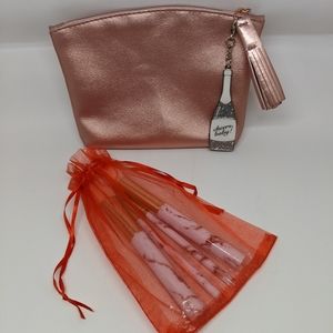 ❣️ FREE w/ eyeshadow or bundle purchase